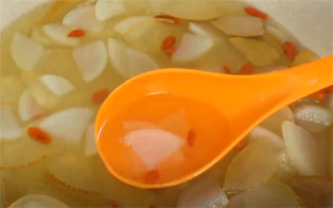這才是白蘿蔔梨水的正確做法,香甜營養好喝,潤肺止咳,非常管用