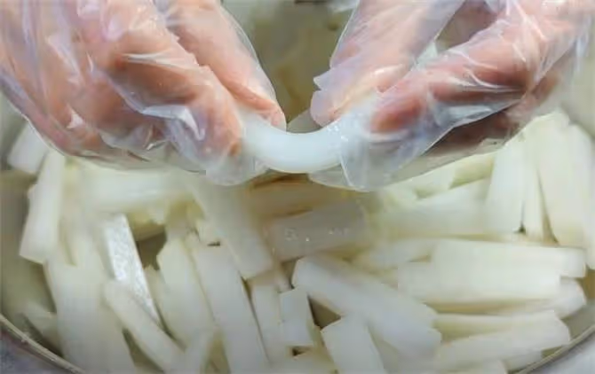 白蘿蔔最爽口腌制方法,不用曬不用泡,清脆爽口,香辣開胃又下飯