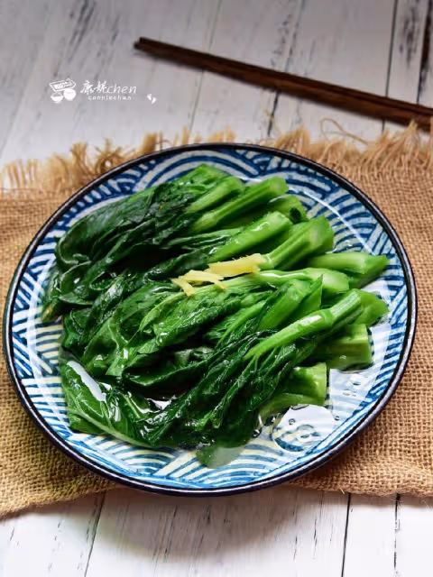 菜心別再炒了,這樣做最適合夏天,老人和孩子吃好,很爽口很清甜!