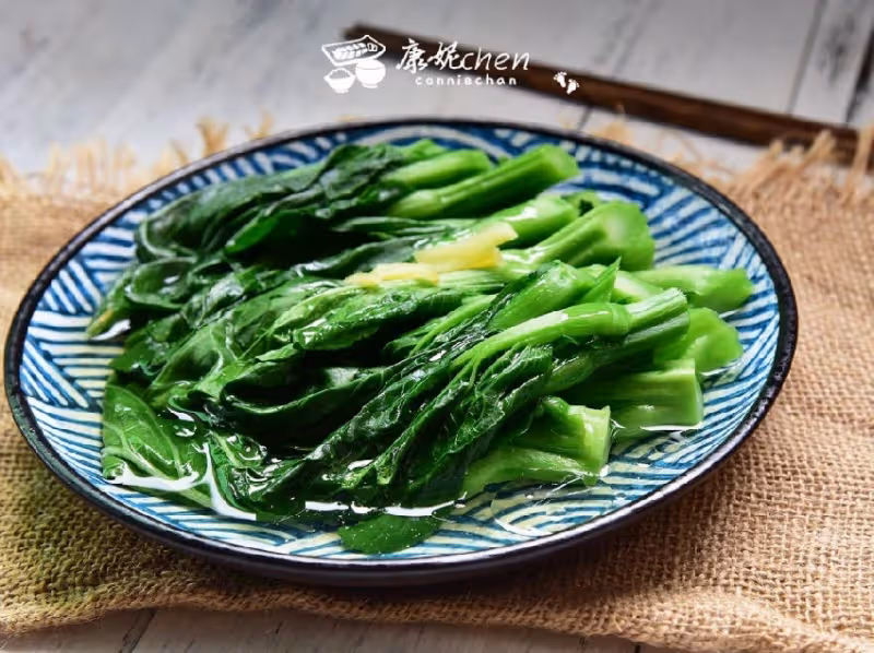 菜心別再炒了,這樣做最適合夏天,老人和孩子吃好,很爽口很清甜!