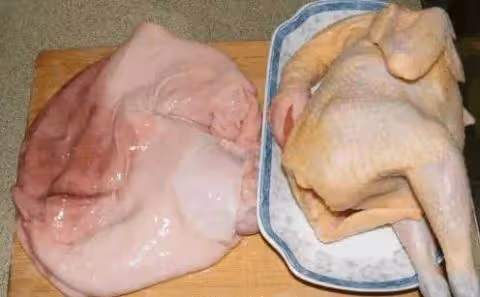 這樣做豬肚雞,肉嫩湯鮮,好吃,簡直不能再香了,馬上收藏好!