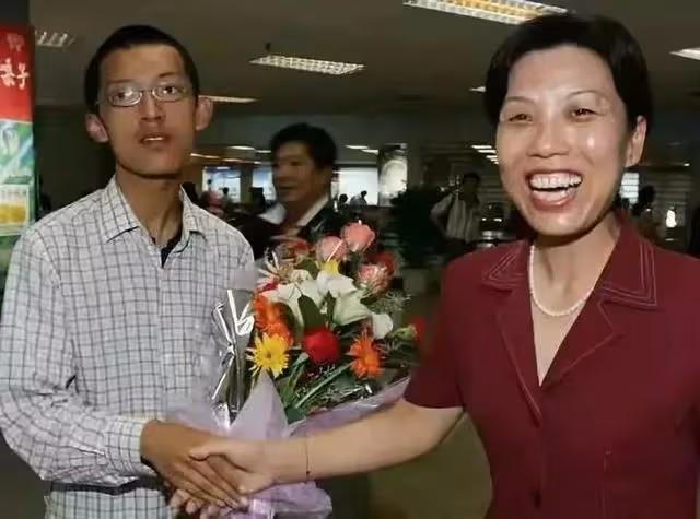 回顧他曾是北大「數學天才」,卻選擇出家當和尚,結局令人反思