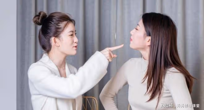 故事：「把我媽餓瘦了」，大姑姐埋怨，弟媳：要麼閉嘴要麼接走