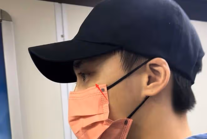 李易峰消失344天首露面,瘦了不少黑眼圈嚴重,紅了眼眶偷偷抹淚
