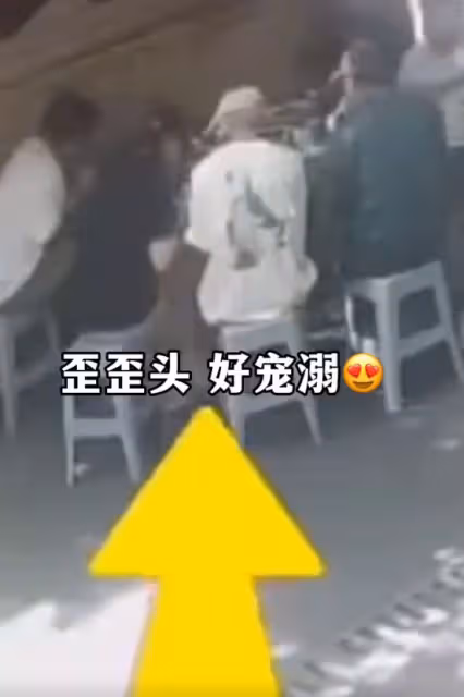 關曉彤鹿晗日本約會過七夕節,穿短褲秀大長腿,路人曝恩愛細節