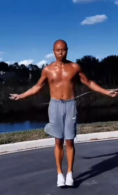 主持人樂嘉為李玟發聲!揭露自己節目被封殺真相,信息量大引熱議