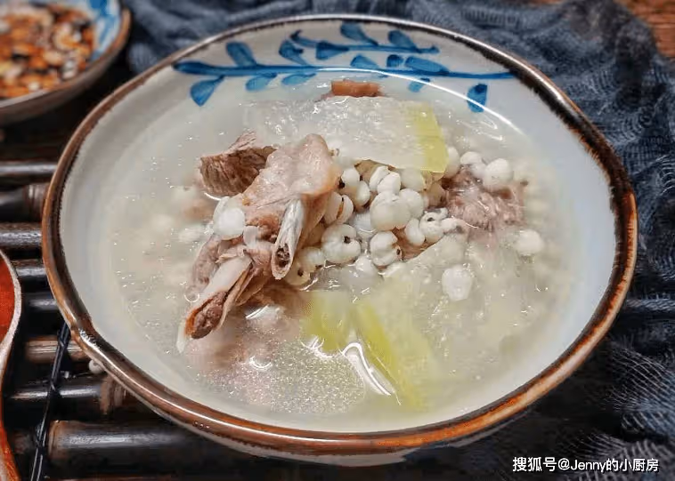 秋老虎來了,建議常「喝3湯吃2菜」,潤秋燥補營養,順利過秋天