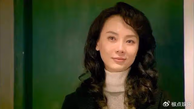 看了陳數18年前的「黃依依」舊照,就會原諒她如今的「矽膠臉」