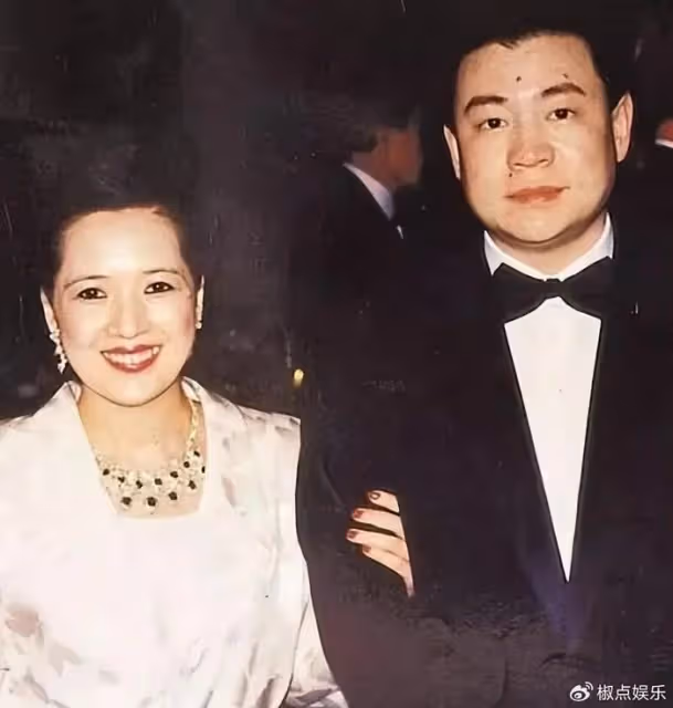 打過蔡少芬,罵過寶詠琴,搶過何超瓊老公,難怪她被那麼多人討厭