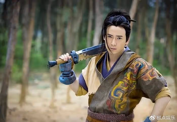 他，從農民工轉行演戲，長得帥演技好，出道18年從未捲入任何緋聞
