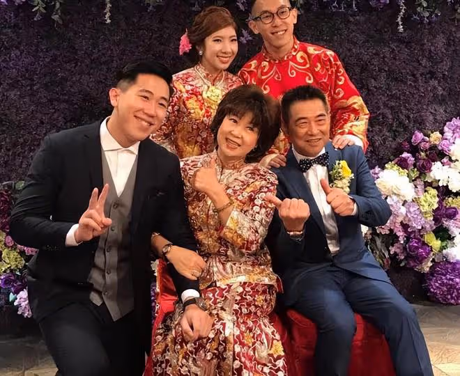 68歲朱咪咪晚年生活很幸福,手握數億資產生活仍舊很節儉