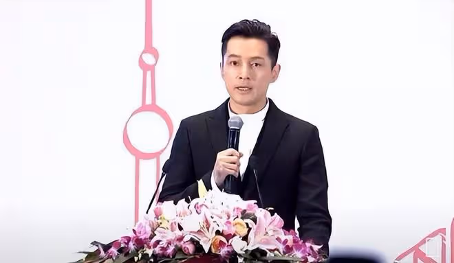 胡歌宣布暫時息影退圈,未來五年不拍戲了,背後原因很正能量