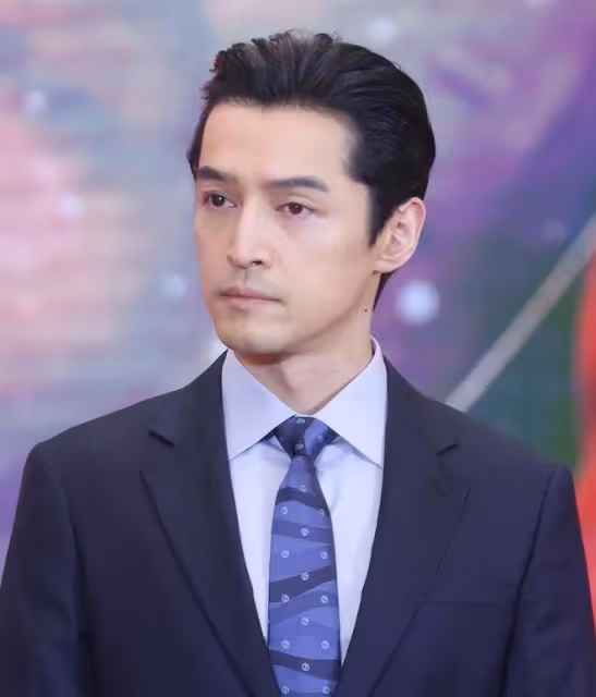 胡歌宣布暫時息影退圈,未來五年不拍戲了,背後原因很正能量