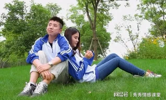 故事:女子喝醉,男閨蜜打電話讓丈夫來接,丈夫:你們誰要誰接走