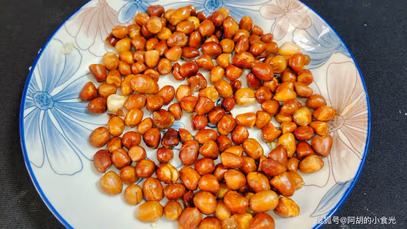 木耳和它天生一對!不愧是「秋季菜中上品」,滋補排毒,拌一拌,好味道自然來