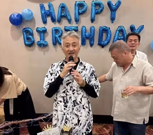 TVB老戲骨喜迎64歲生日!拿督現場送祝福,近年靠反派角色出圈