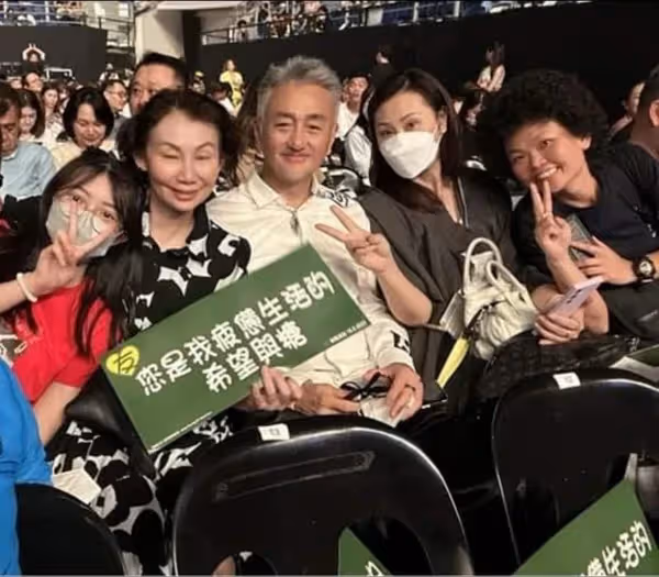 張學友搞笑慢動作重演跌倒，吳岱融夫婦捧場！