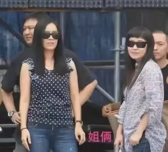 突傳!那英請辭上海音樂節,疑遭官方吐槽,李玟好友甄妮揭露真相