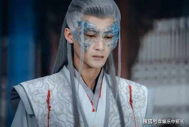 《長相思》被洪江救了還是害了?相柳的愚忠,搭上了自己的一生