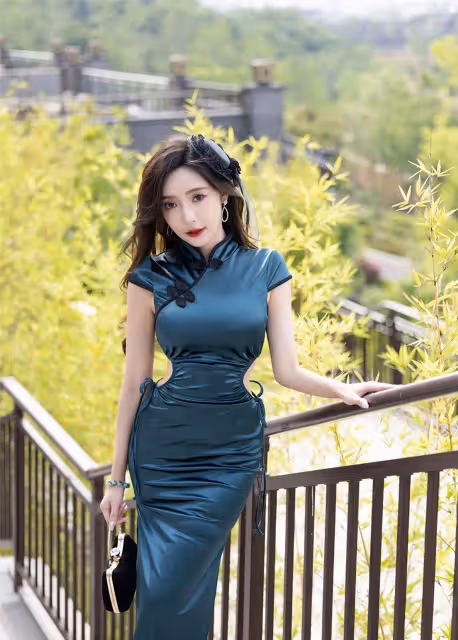 高雅復古無腰旗袍是優雅時尚的傳統服飾