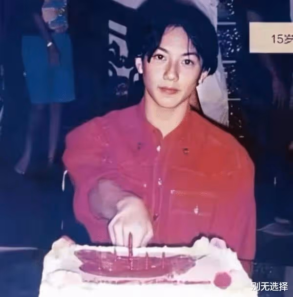 你一定沒見過的明星學生照,趙雅芝令人意外,吳尊簡直是老天爺賞飯吃