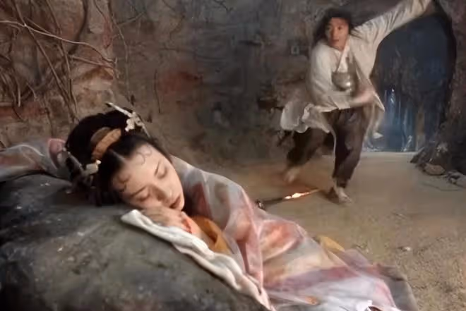 周星馳七夕節發《大話西遊》片段,借用月光寶盒追憶舊愛羅慧娟