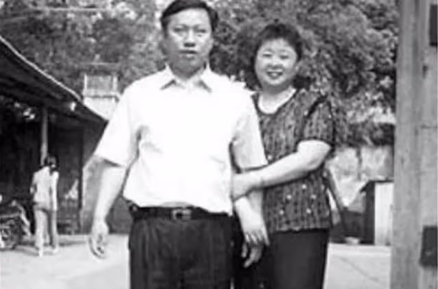 他是瞎子,賣檳榔成富豪,妻子沒生兒子,去世後家人爭10億財產