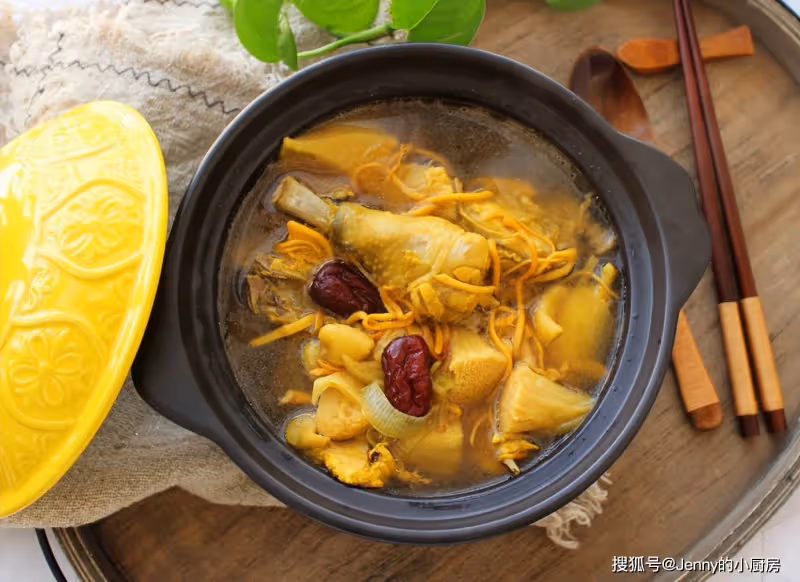 秋天補氣血,記得喝5道湯,益氣養血強免疫,越喝越健康順利過秋
