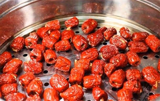 蒸紅棗為什麼要蒸三次?低成本營養高,原來它的作用這麼厲害