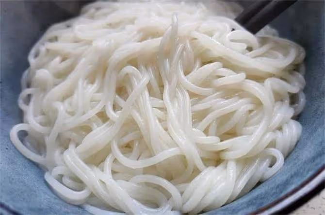 一碗米粉的熱量是多少?誰能拒絕一碗好吃的米粉呢?減肥能吃嗎?