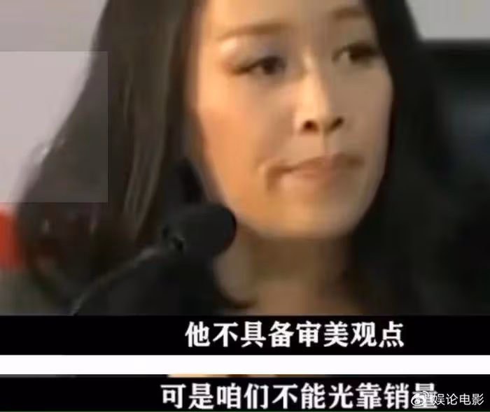 兩度被推上風口浪尖,那英辭演音樂節卻被曝泰國游,她在迴避什麼