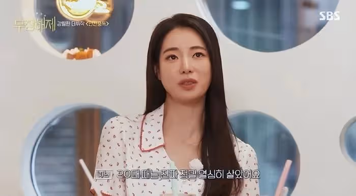 她飾演反派,走上演技巔峰,擔心拍戲時肚子會咕咕叫,只吃果凍