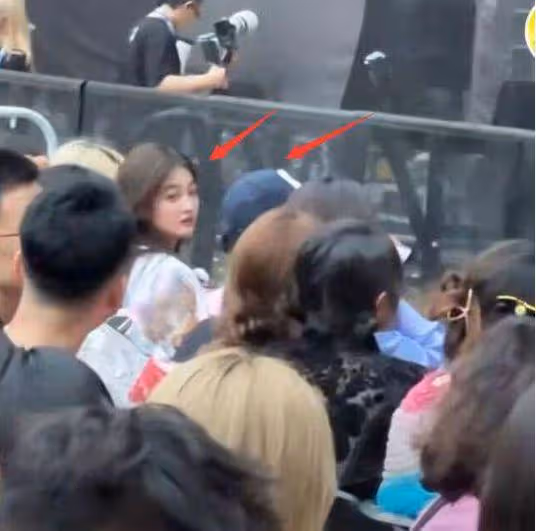 王思聰新女友近照翻車,自曝曾患抑鬱症,頭髮凌亂被指像廠妹