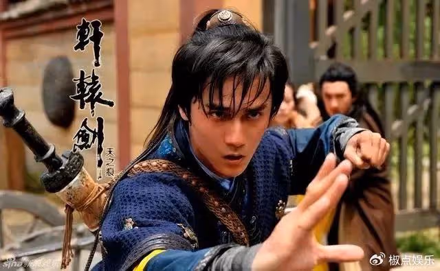 31歲蔣勁夫近況曝光：白天撿破爛，晚上送外賣，為何走到這一步？
