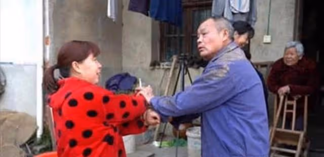 2006年北京硫酸案：兒子被殺，母親被當眾羞辱，最後潑硫酸復仇
