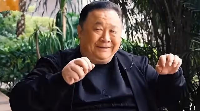 又走一個!TVB老戲骨效力公司44年離巢,曾多次飾演「周伯通」