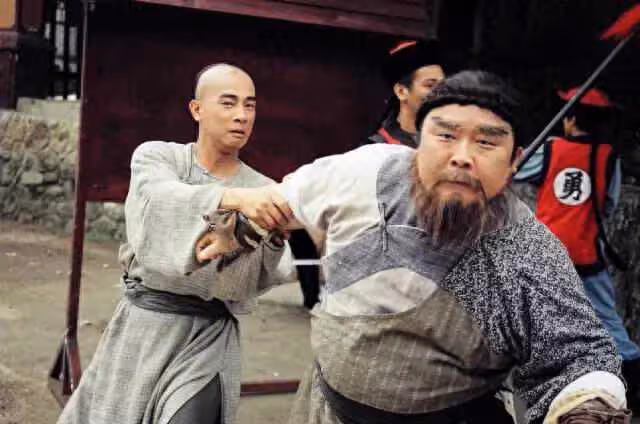 又走一個!TVB老戲骨效力公司44年離巢,曾多次飾演「周伯通」