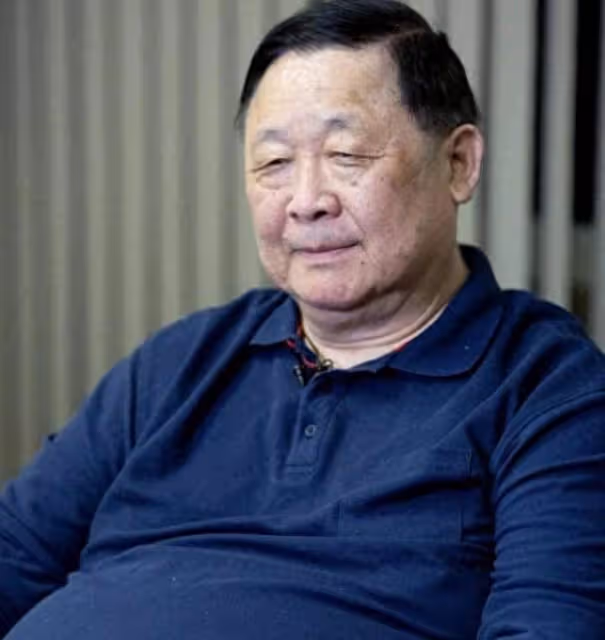 又走一個!TVB老戲骨效力公司44年離巢,曾多次飾演「周伯通」