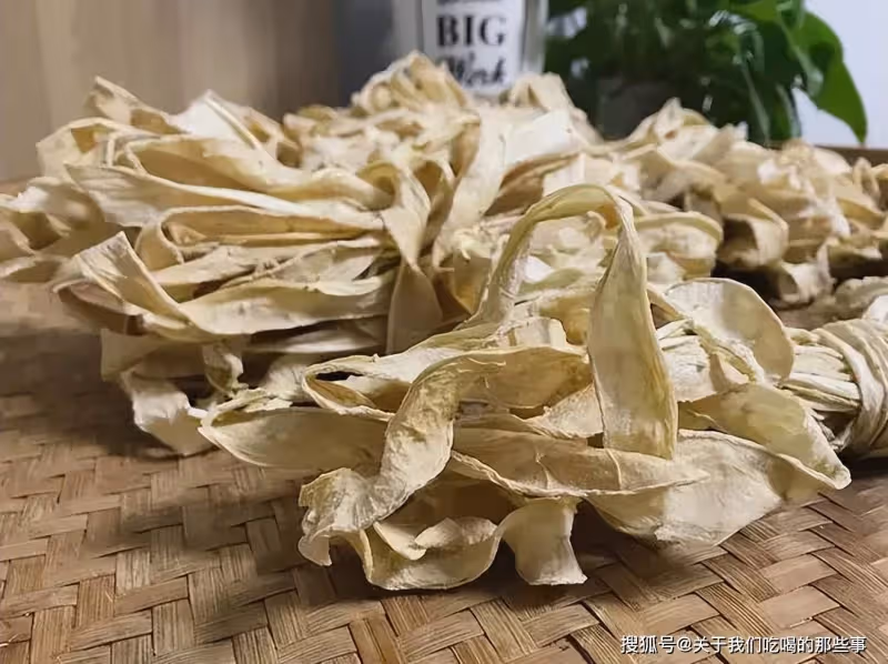 入秋後,抓緊把這4種蔬菜曬成干,好吃耐存儲,冬天燉肉吃太香了