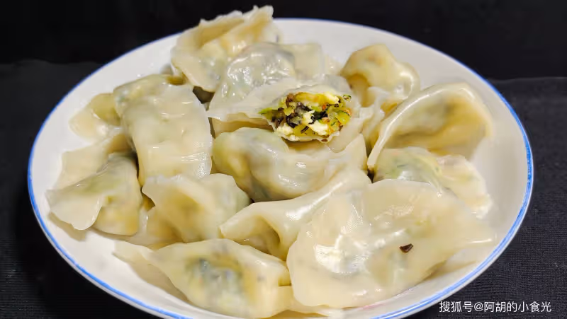 秋天包餃子，還是饞這餡！好一個「秋補第一菜」，應季又解饞，一咬滿嘴都是香