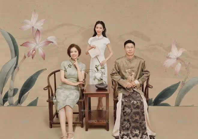 浙江台花旦攜父母定居美國,曬全家福皆是高顏值,嫁富豪相夫教子