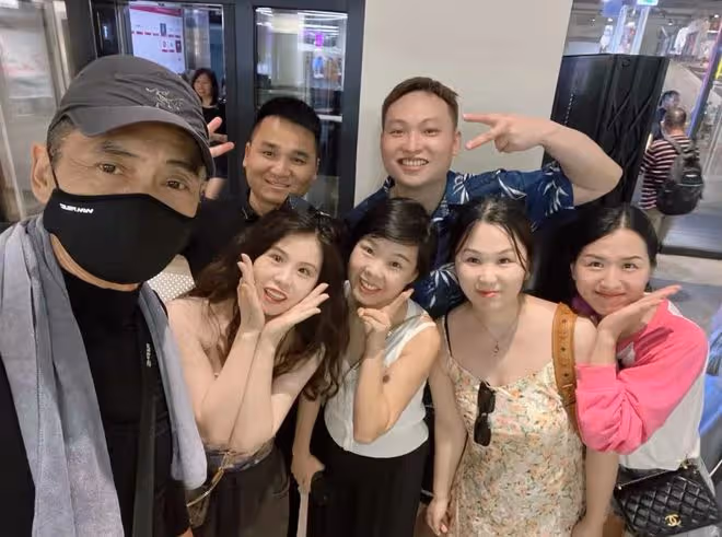 周潤發不聽醫囑身體引擔憂,當街跑步大腿似皮包骨,臉蒼白不敢認