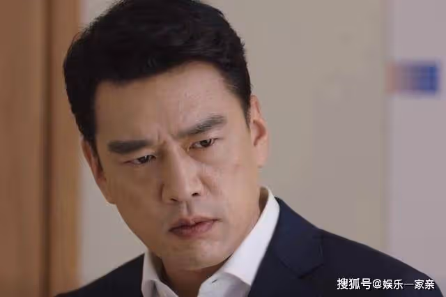 《她的城》艾英癌症復發離世,死前一段視頻,揭開謝家隱藏多年秘密