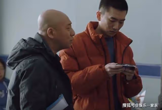 《一路朝陽》田蓉為北京戶口選擇結婚,李萬兵被騙40萬首付,李父直接被氣吐血