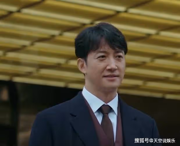 《一路朝陽》黎光和李慕嘉同居熱吻,卻被親生女兒親眼撞破,尷尬到腳趾扣底