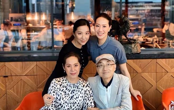 甄子丹大6歲岳母拍婚紗照!婀娜多姿身材好,富商老公已去世3年