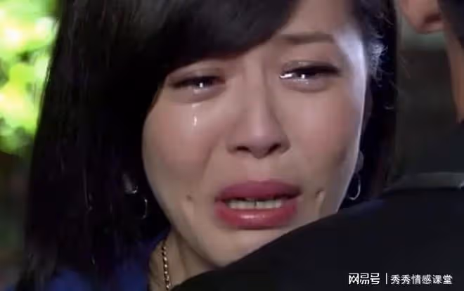 「我兒子月薪5000,什麼樣的女人娶不到」離婚半年,婆婆自扇巴掌
