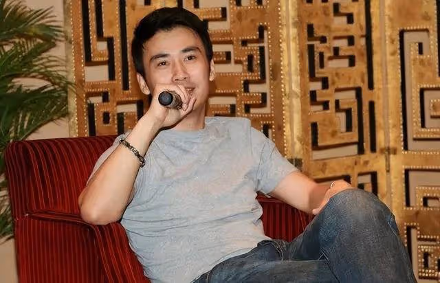 爆料!曝柳雲龍已離婚,婚內出軌合伙人,兩人甚至偷生下私生女兒
