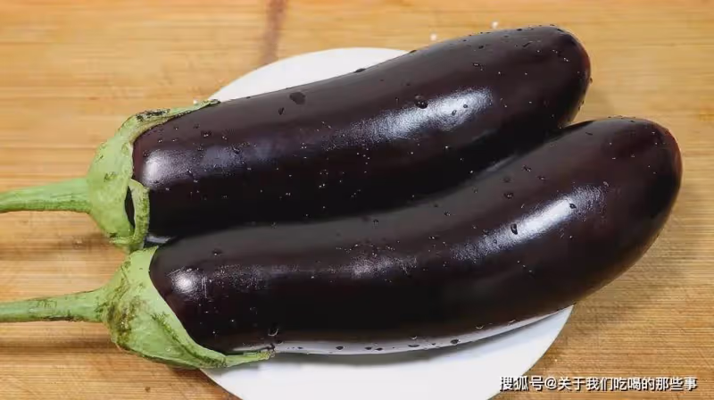 入秋多吃茄子,降火氣去秋燥,4種做法營養美味超解饞,別不懂吃