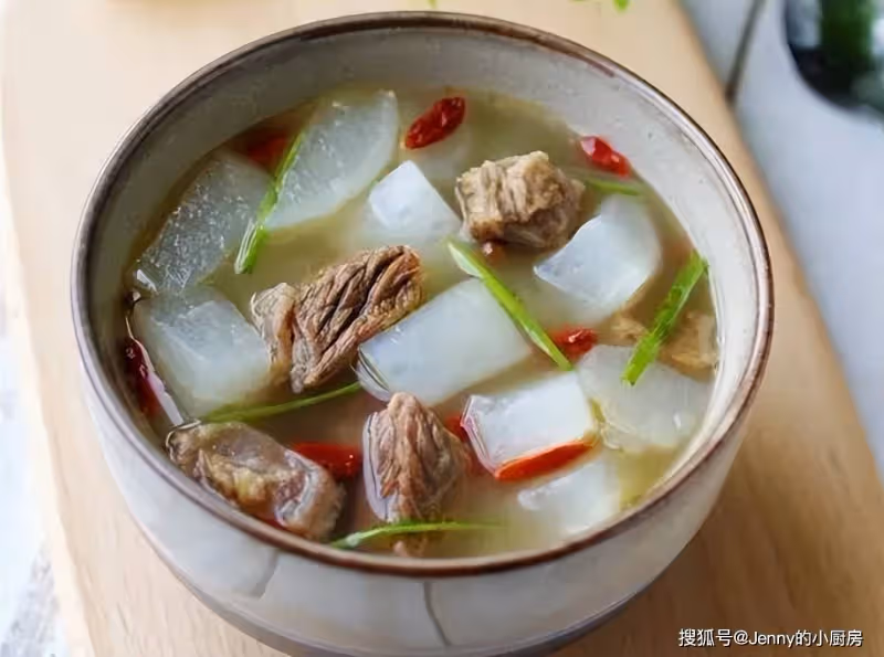 氣血不足百病生,常喝這5道肉湯,養氣血強免疫,健康少生病